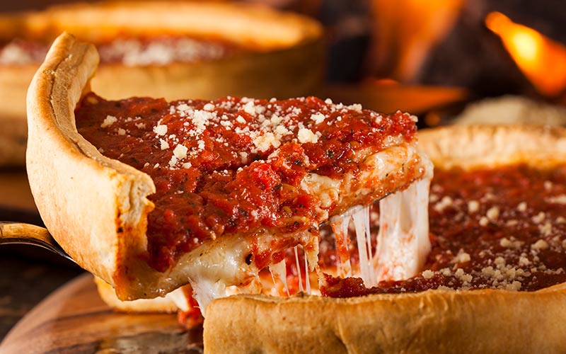 amerikansk mad deep dish pizza