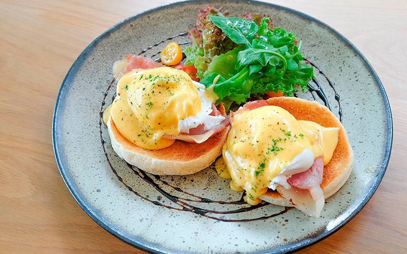 amerikansk mad eggs benedict